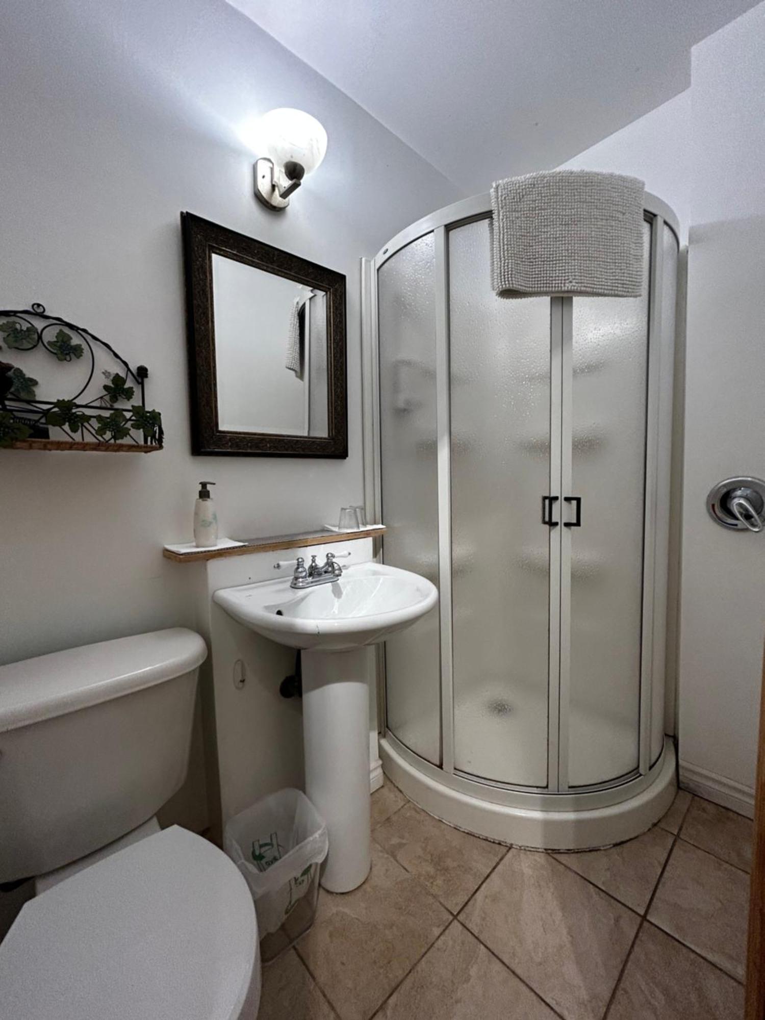 Gite Le Sieur De Joliette Montreal Exterior foto